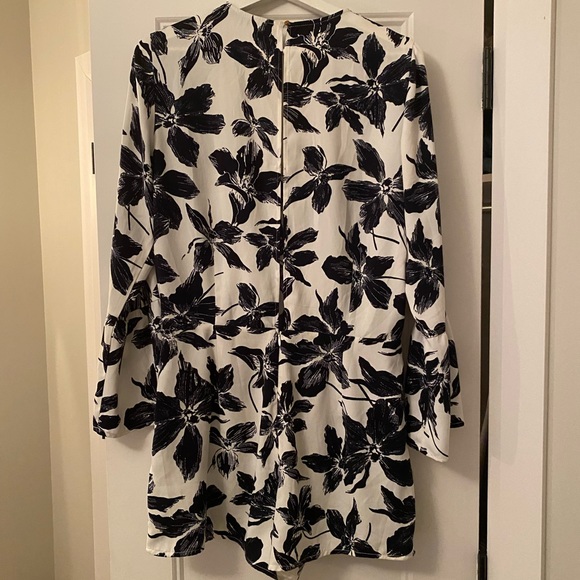 Dynamite Romper - Picture 7 of 7